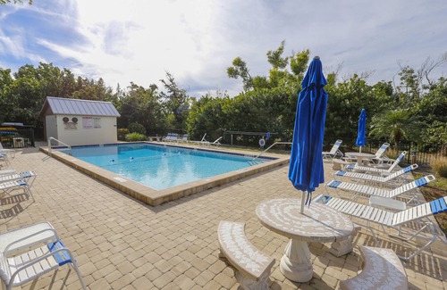 Shell Harbor Condo | Calm Waters - waterfront condo on Sanibel Island