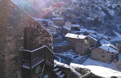 Llo House | Calme et Soleil - Montagne, Thermes et Piscine - Grange Aménagée