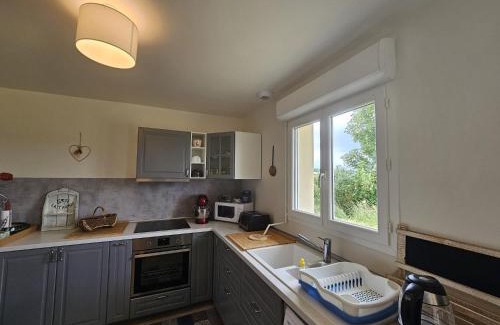 La Mesniere House | Calme et vue panoramique champs et la Sarthe