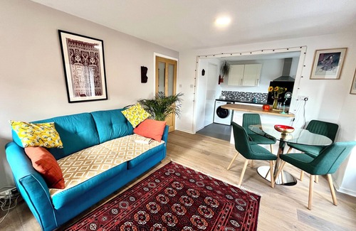 Pleasance Apartment | Calum's Apartment: in Edinburgh city centre