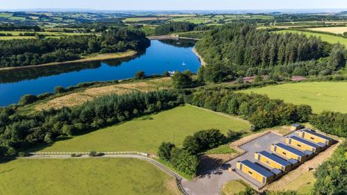 Brayford Cabin | Calvert Devon Lodges