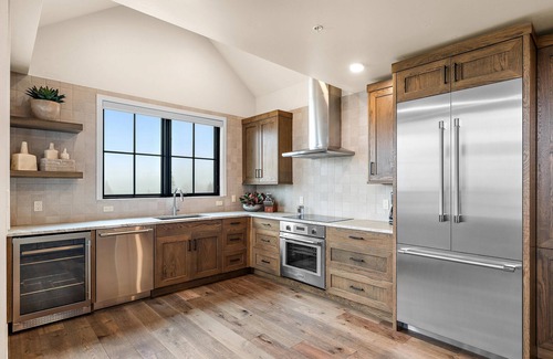 Tamarack Resort Condo | Calvi Penthouse Village 3 Bedroom Luxury Condo - Breathtaking Penthouse|Ski In/Out and Heated Patio