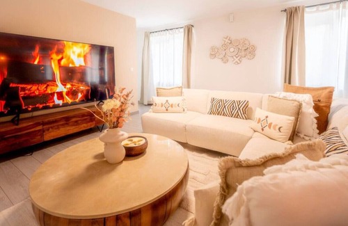 Ruisbroek House | Calya Family Home - 3Bedrooms Brussels- Perfect for families or group of 6