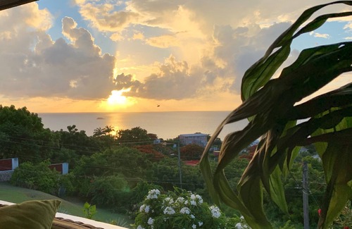 Dickenson Bay House | Calypso Cottage Halcyon Heights Amazing Views 2 big bedrooms