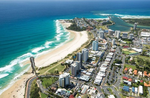 Coolangatta Apartment | Calypso Plaza Resort Unit 223