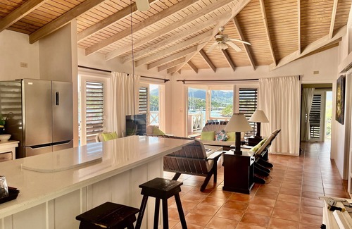 Freemans Bay Villa | Calypso Villa Galleon Beach 2mins walk