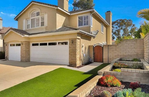 Camarillo House | Camarillo large family home