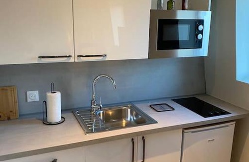 Cambrai Apartment | Cambrai:studio style loft