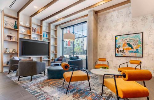 River North Art District Hotel | Cambria Hotel Denver Downtown RiNo