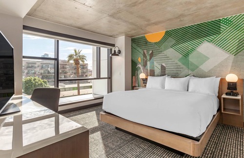 Evans Churchill Hotel | Cambria Hotel Downtown Phoenix Convention Center