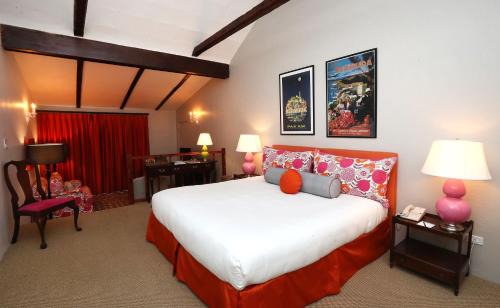 Somerset Village Resort | Cambridge Beaches Resort and Spa