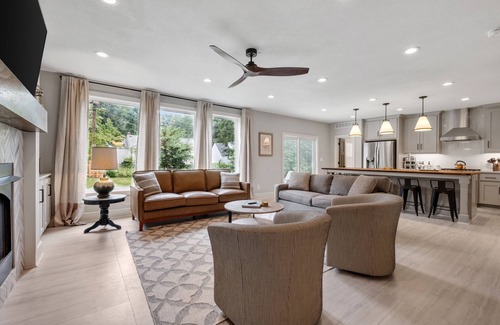 Prairie Village House | Cambridge - Pristine Home + Walk to PV Shops