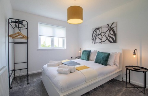 Glasgow Apartment | Camby - 2 bed flat in Cambuslang