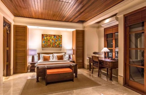 Jimbaran Bay Villa | Camelia 4 BR Private Pool NE20