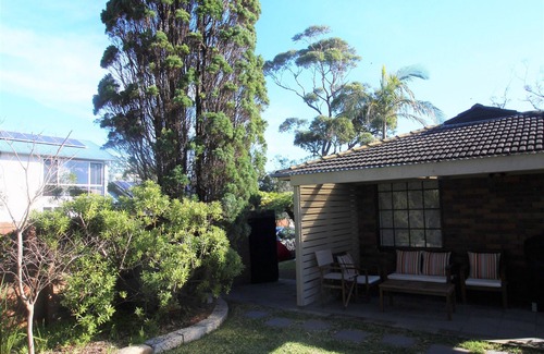 Currarong House | Camellia Grove Currarong