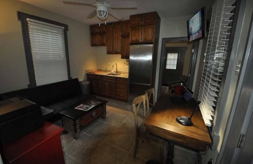 Gretna House | Camellia House 2bd/2ba at Crescent Moon Villas
