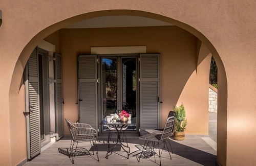 Zakynthos Apartment | Cameo Island 2 Bedroom Apartment