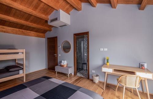 Lioni House | Camera Familiare Deluxe