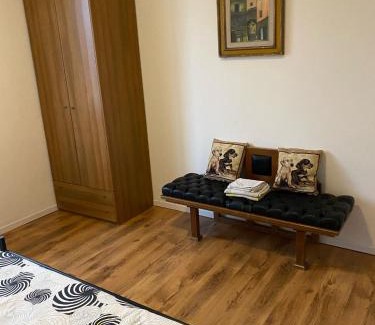 Pistoia House | Camera "Il Giarasole"