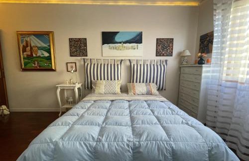 Ponte San Giovanni House | Camera Palazzoni