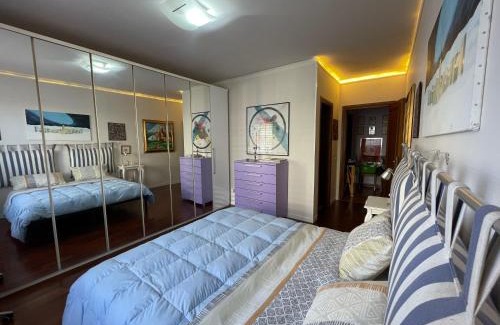 Ponte San Giovanni House | Camera Palazzoni