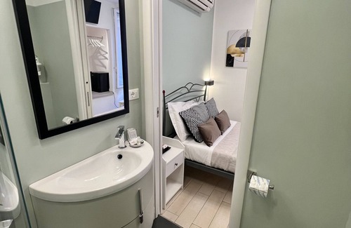 Cinque Terre House | Camera Singola All'interno di un Affittacamere in Pieno Centro Storico