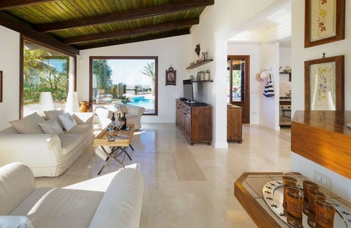 San Vito Lo Capo Villa | Camilla Canna - Three Bedroom Villa, Sleeps 6