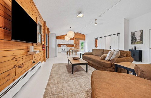 Rangeley Plantation House | Camp 17 | Private | Renovated Summer 2025