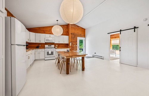 Rangeley Plantation House | Camp 17 | Private | Renovated Summer 2025