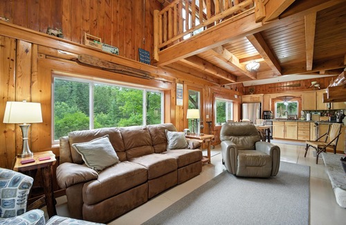 Grayling Cottage | Camp Arrowhead-Just listed! Leaf-Peeping & River Views: Perfect Fall Retreat