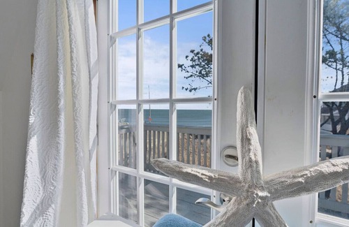 Camp Ellis House | Camp Ellis Beach House with ocean and river views.