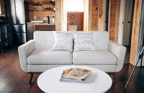 Williams Cabin | Camp Gnaw: A bite-sized Wilderness Retreat