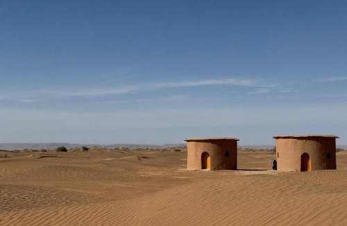 M'Hamid El Ghizlane House | Camp Local Family