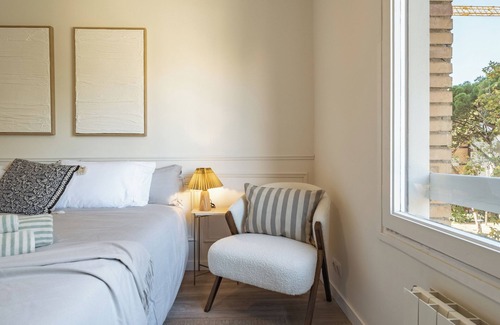 La Maternitat i Sant Ramon Condo | Camp Nou Stadium