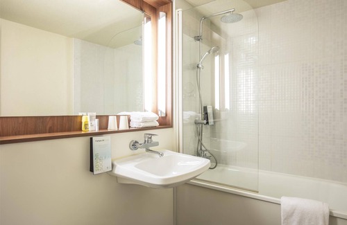 Pontarlier Hotel | Campanile Pontarlier