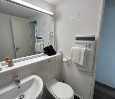 Vion Hotel | Campanile Sablé-Sur-Sarthe Vion