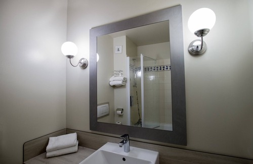 Magny-le-Hongre Hotel | Campanile Val de France