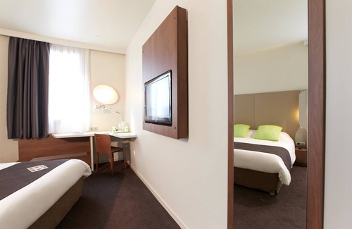 Petite-Foret Hotel | Campanile Valenciennes Ouest - Petite Foret