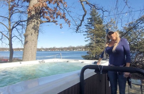 Alto Apartment | Campau Lake Sunshine, hot swim spa tub, King Bed lakefront