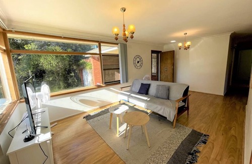 Campbelltown House | Campbelltown | Holiday Home 3 BED + Free Parking | Long Term Welcome