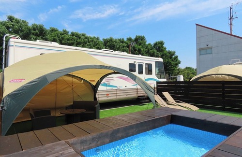 Konohana Hotel | Campervan DX double up to 4 people Pool availa/Osaka Ōsaka