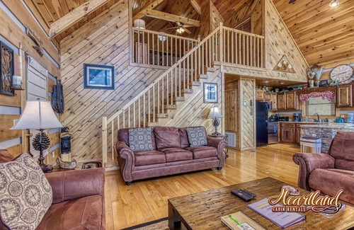 Gatlinburg - Pigeon Forge Cabin | Campfire Lodge is a beautiful cabin with all the special touches needed to make your stay memorable!
