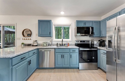 East Stroudsburg House | Campfire Oasis Hot Tub, Jungle Gym, Game Room