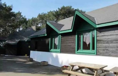 Guemene-Penfao House | Camping 3 étoiles - Piscine - eebebf