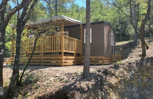 Monoblet House | Camping 3 étoiles - ccaiaba