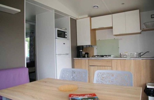 Melun House | Camping 3 étoiles - Piscine - eecdcf