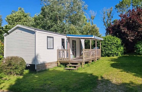 Pouldreuzic House | Camping 3 étoiles - Piscine - eeefih