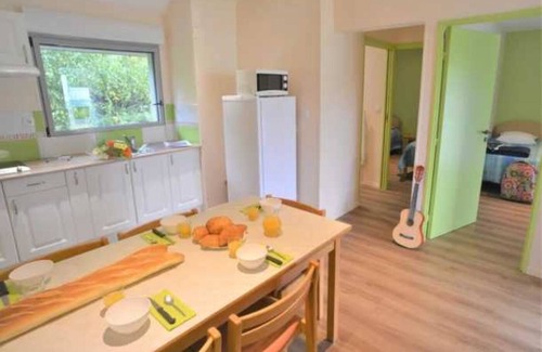 Merdrignac House | Camping 3 étoiles - Piscine - eehaef