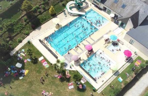 Merdrignac House | Camping 3 étoiles - Piscine - eehaef