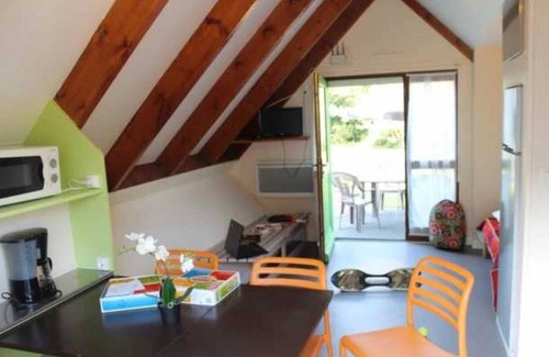 Merdrignac House | Camping 3 étoiles - Piscine - eehaeh